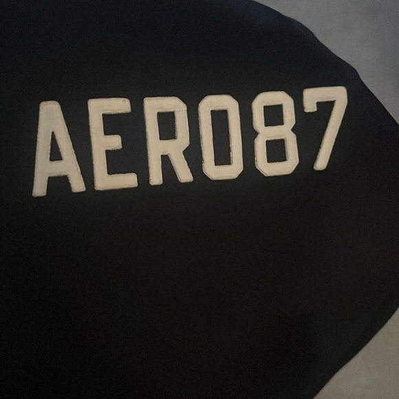 Joggers - Picture 2 of 3